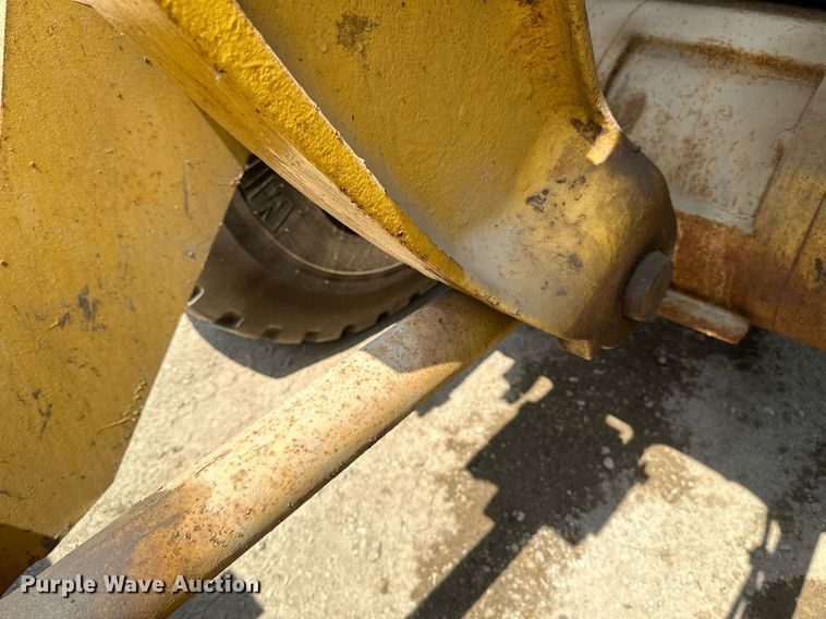 image for item EB2625 1992 Caterpillar 950F wheel loader