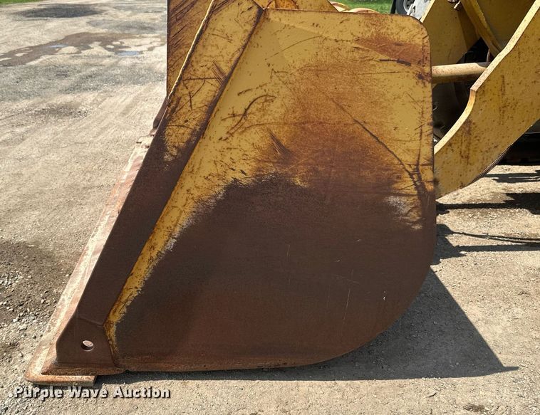 image for item EB2625 1992 Caterpillar 950F wheel loader