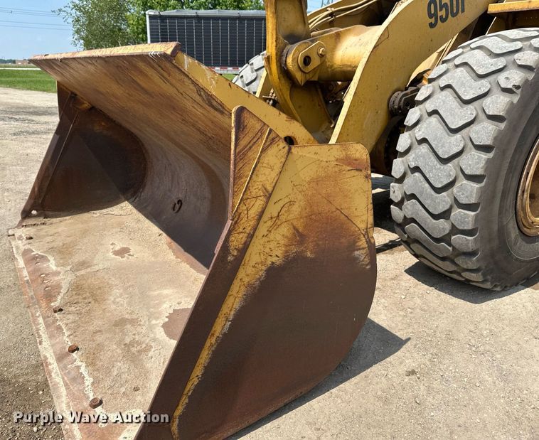 image for item EB2625 1992 Caterpillar 950F wheel loader