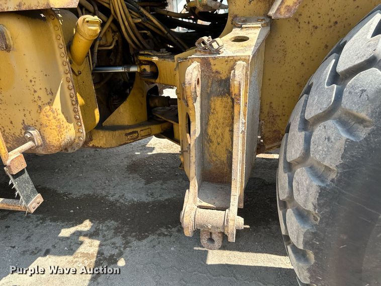 image for item EB2625 1992 Caterpillar 950F wheel loader