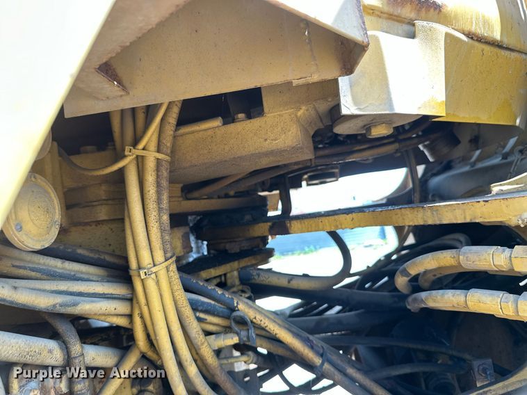 image for item EB2625 1992 Caterpillar 950F wheel loader
