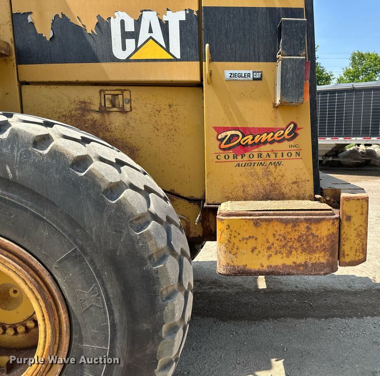 image for item EB2625 1992 Caterpillar 950F wheel loader