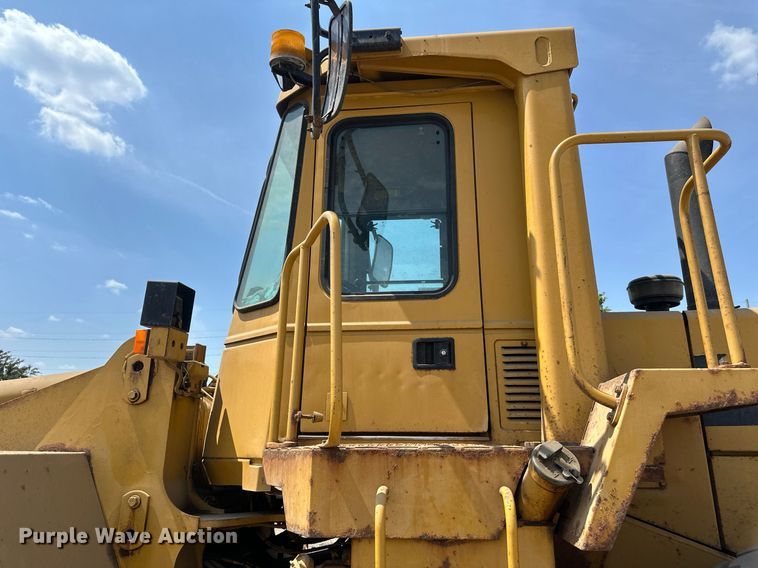 image for item EB2625 1992 Caterpillar 950F wheel loader