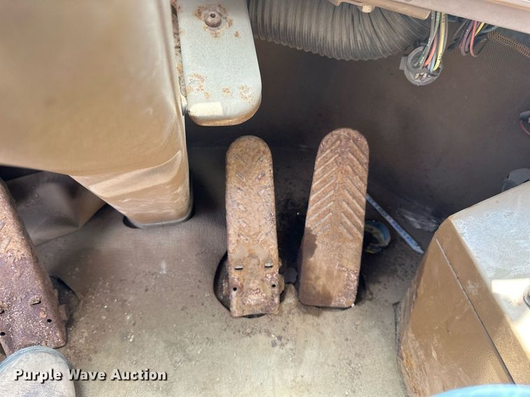 image for item EB2625 1992 Caterpillar 950F wheel loader