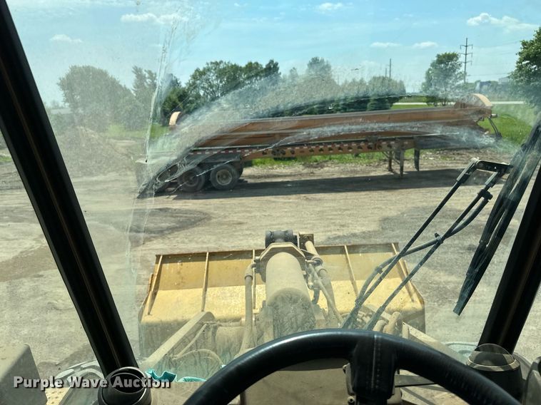 image for item EB2625 1992 Caterpillar 950F wheel loader