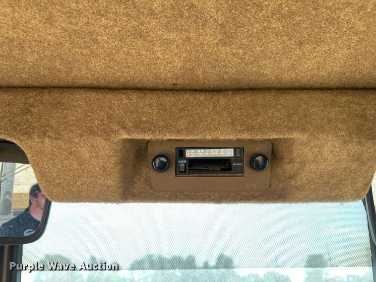 image for item EB2625 1992 Caterpillar 950F wheel loader