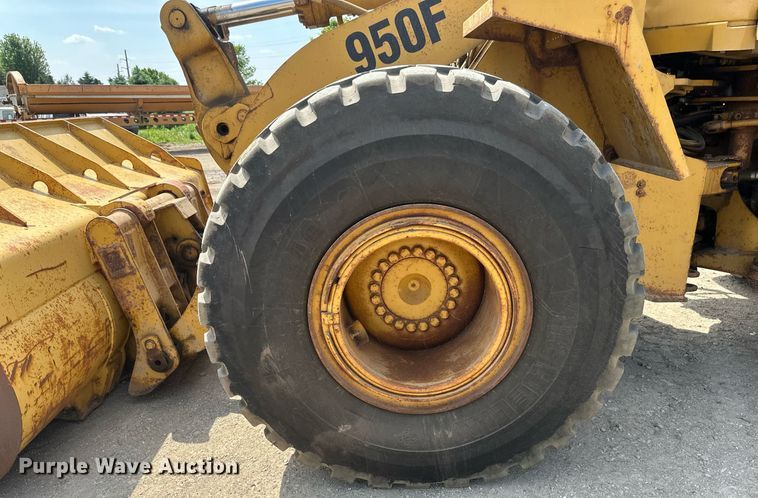image for item EB2625 1992 Caterpillar 950F wheel loader