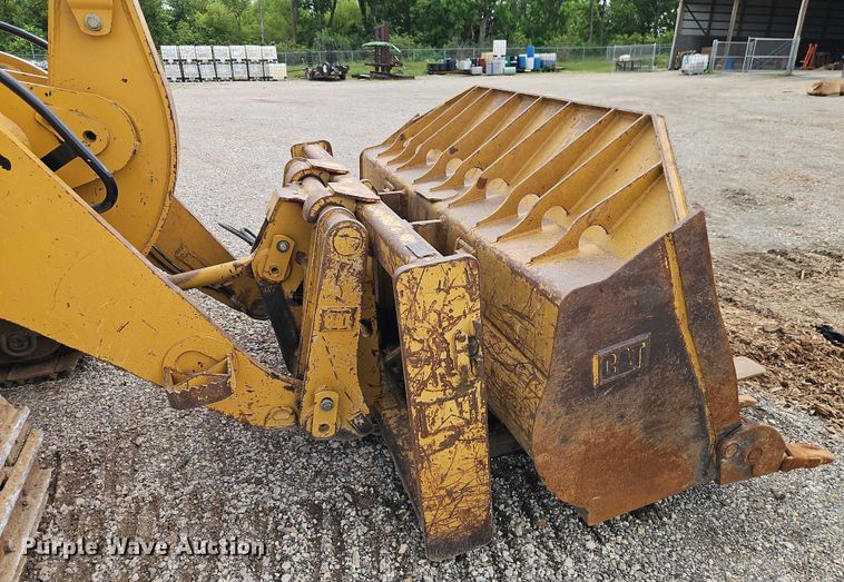 image for item EB8096 2015 Caterpillar 953D track loader