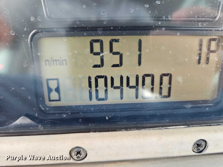 image for item EB8096 2015 Caterpillar 953D track loader