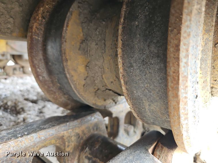 image for item EB8096 2015 Caterpillar 953D track loader