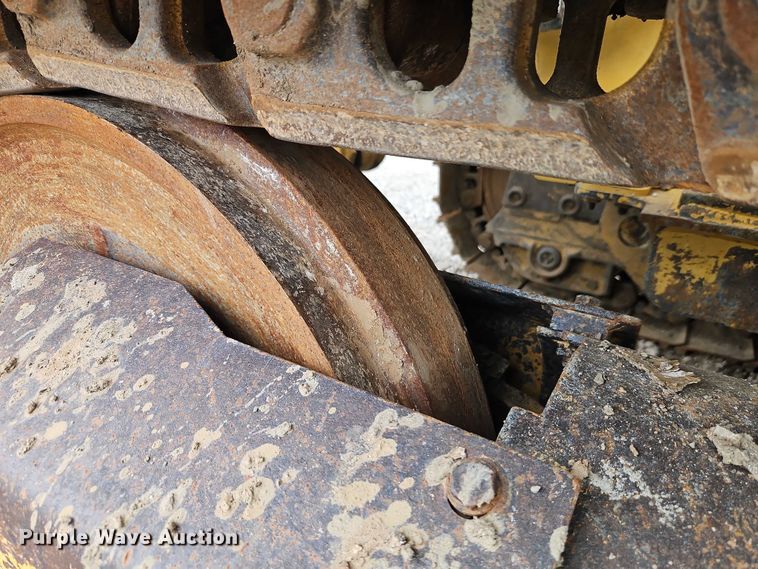 image for item EB8096 2015 Caterpillar 953D track loader