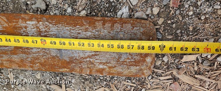 image for item EB8097 2016 Caterpillar 953D track loader