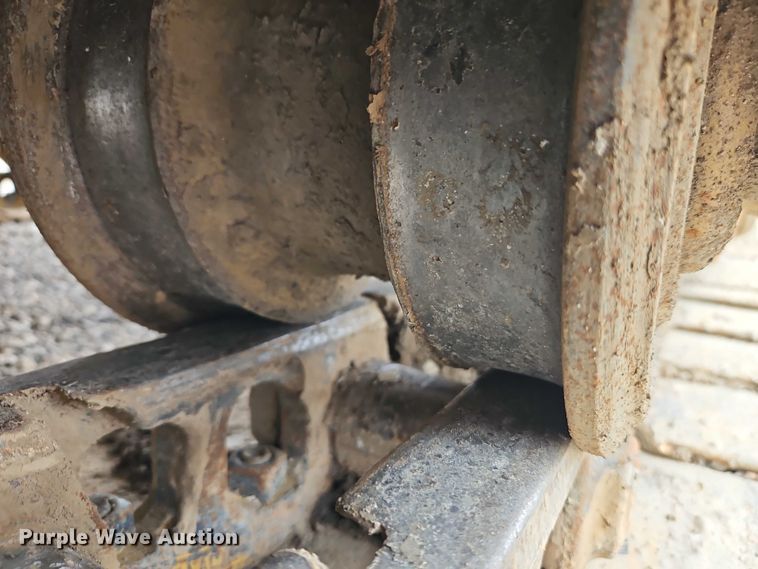 image for item EB8097 2016 Caterpillar 953D track loader