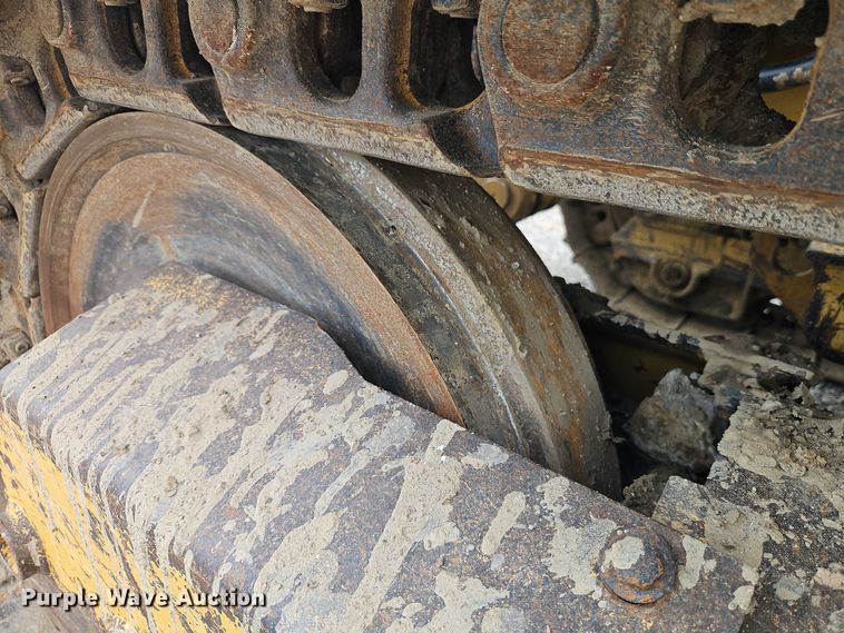 image for item EB8097 2016 Caterpillar 953D track loader