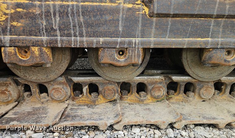 image for item EB8097 2016 Caterpillar 953D track loader