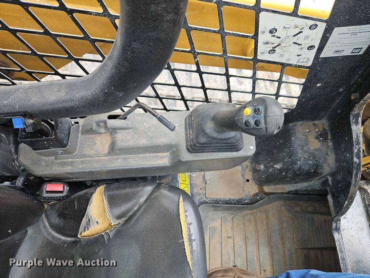image for item EB8098 2019 Caterpillar 259D3 tracked skid steer loader