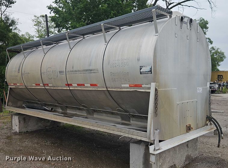 image for item EB8106 Warren fertilizer delivery bed