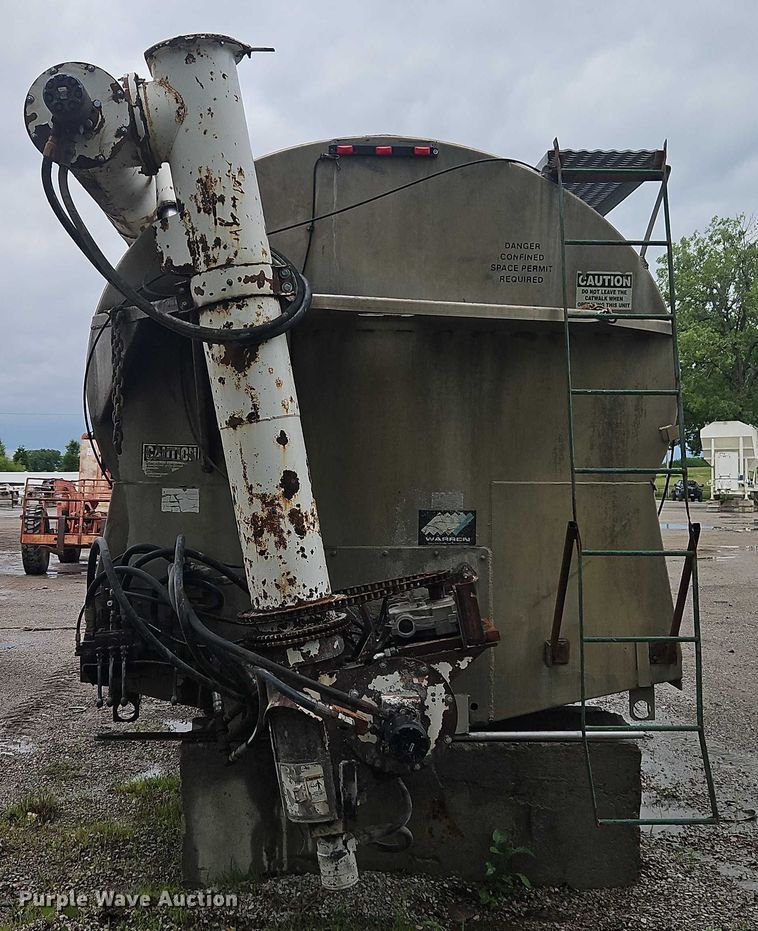 image for item EB8106 Warren fertilizer delivery bed