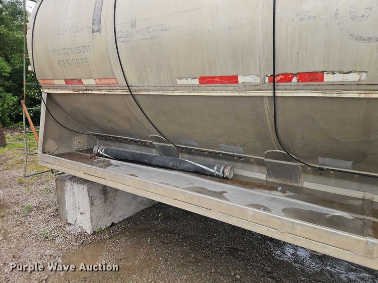 image for item EB8106 Warren fertilizer delivery bed