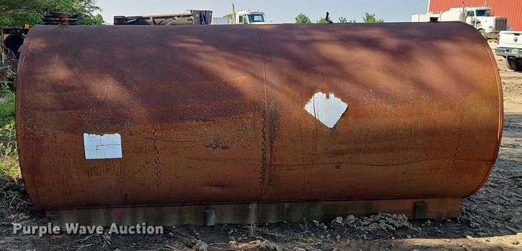 image for item EB8119 Fuel tank