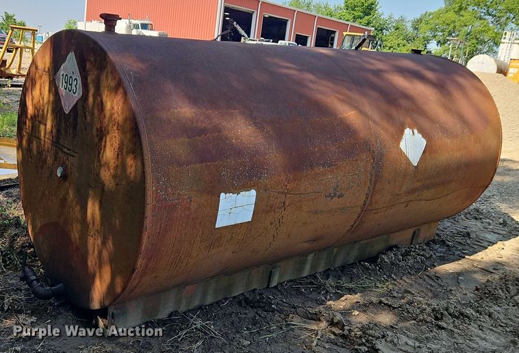 image for item EB8119 Fuel tank