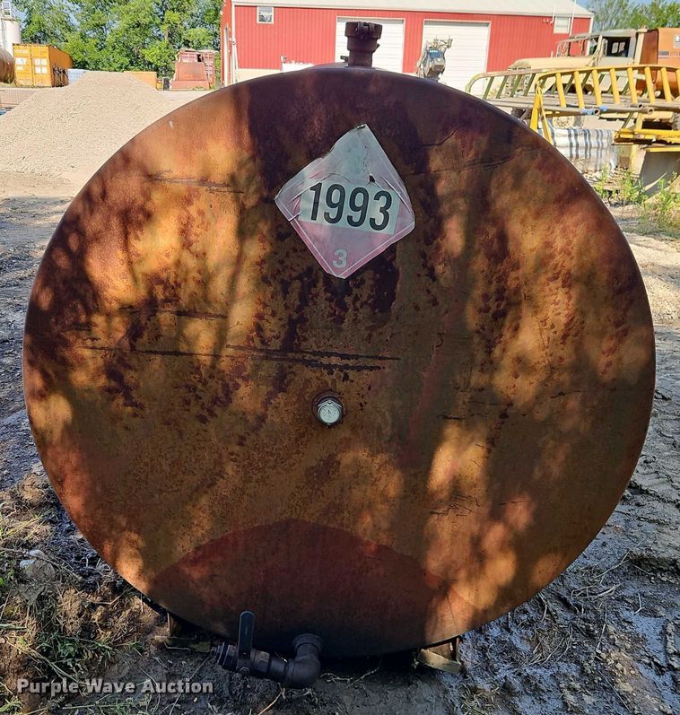 image for item EB8119 Fuel tank