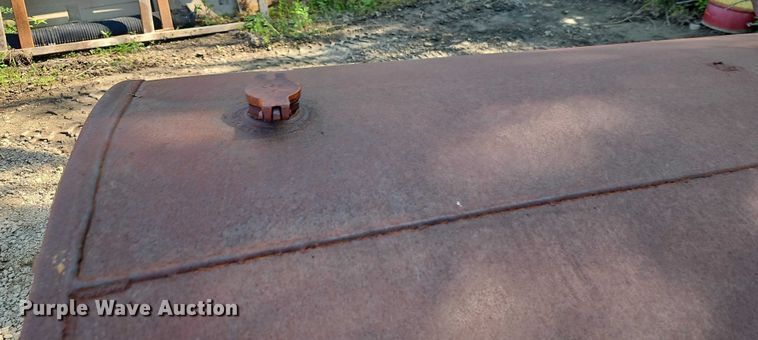 image for item EB8119 Fuel tank