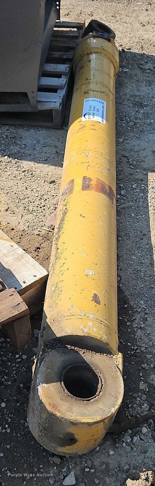 image for item EB8120 Hydraulic cylinder