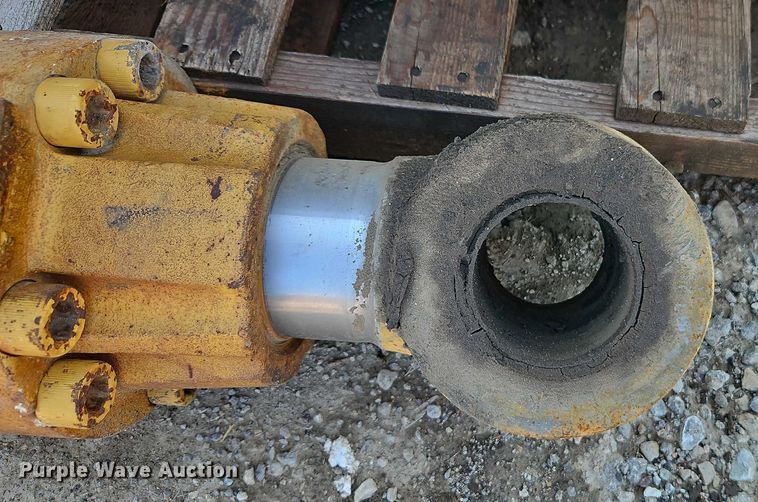 image for item EB8120 Hydraulic cylinder