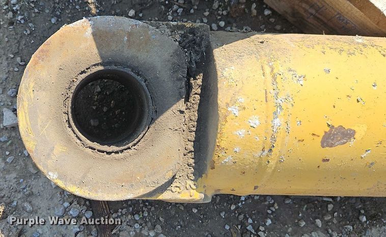 image for item EB8120 Hydraulic cylinder