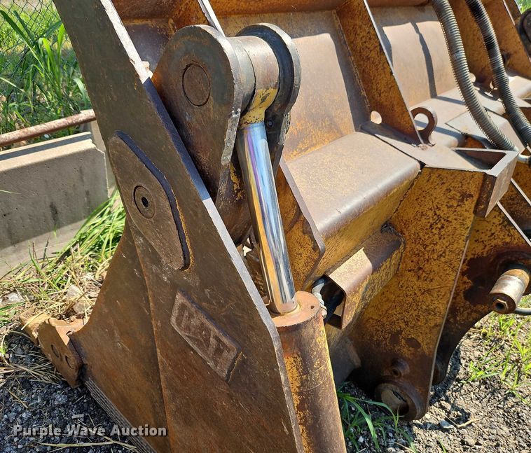 image for item EB8121 Caterpillar four in one bucket