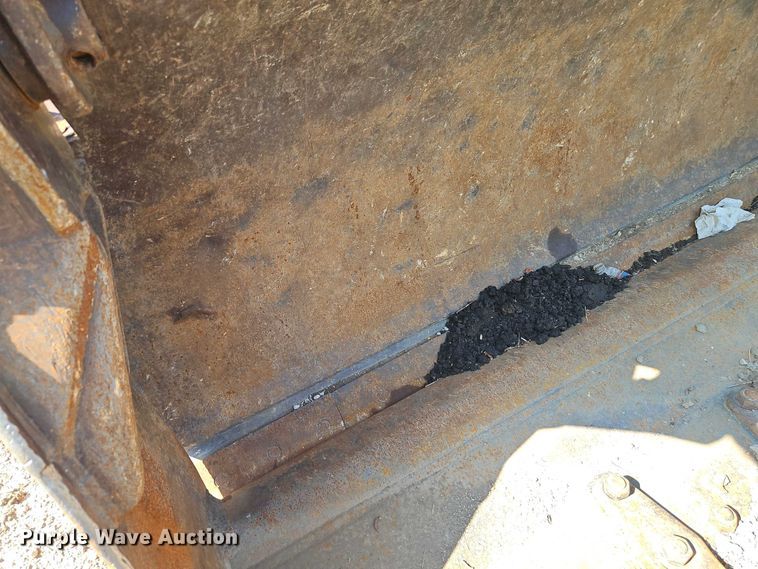 image for item EB8121 Caterpillar four in one bucket