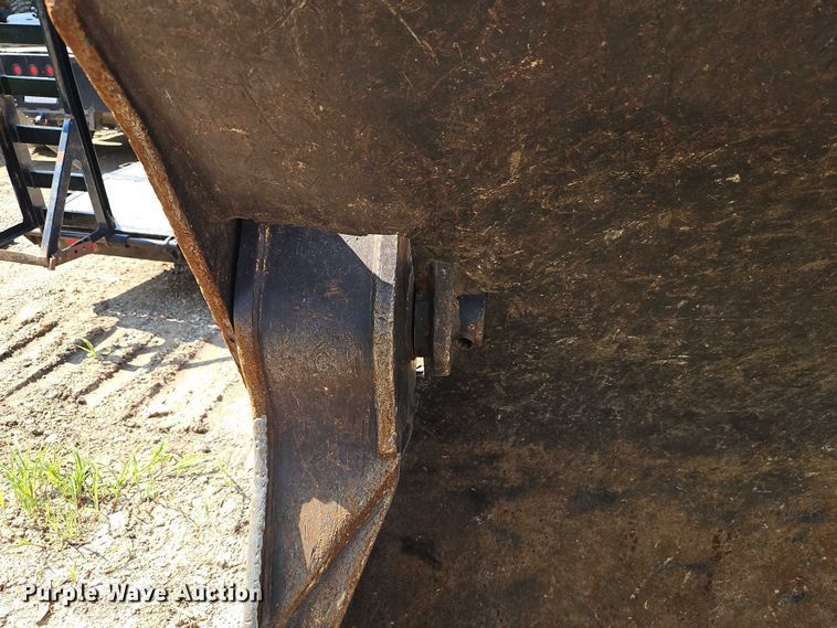 image for item EB8121 Caterpillar four in one bucket