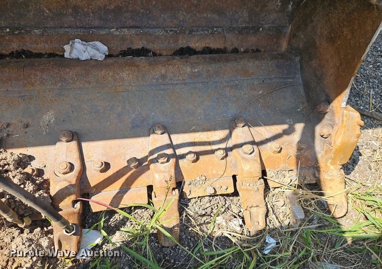 image for item EB8121 Caterpillar four in one bucket