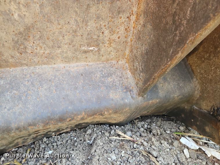 image for item EB8121 Caterpillar four in one bucket