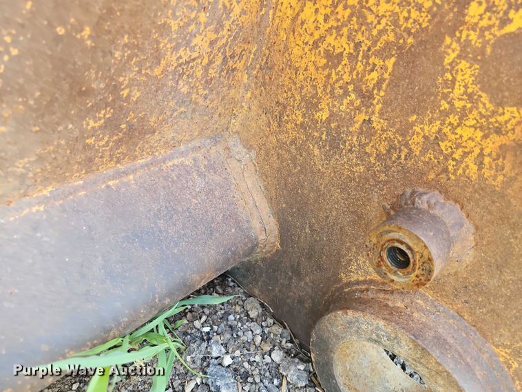 image for item EB8121 Caterpillar four in one bucket