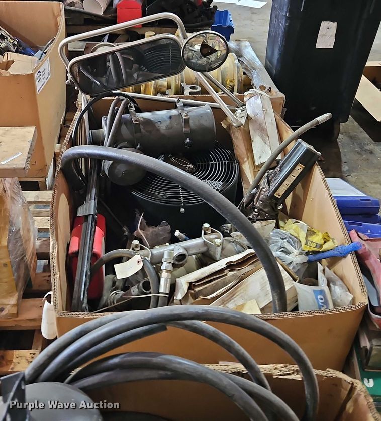 image for item EB8123 (4) pallets of parts