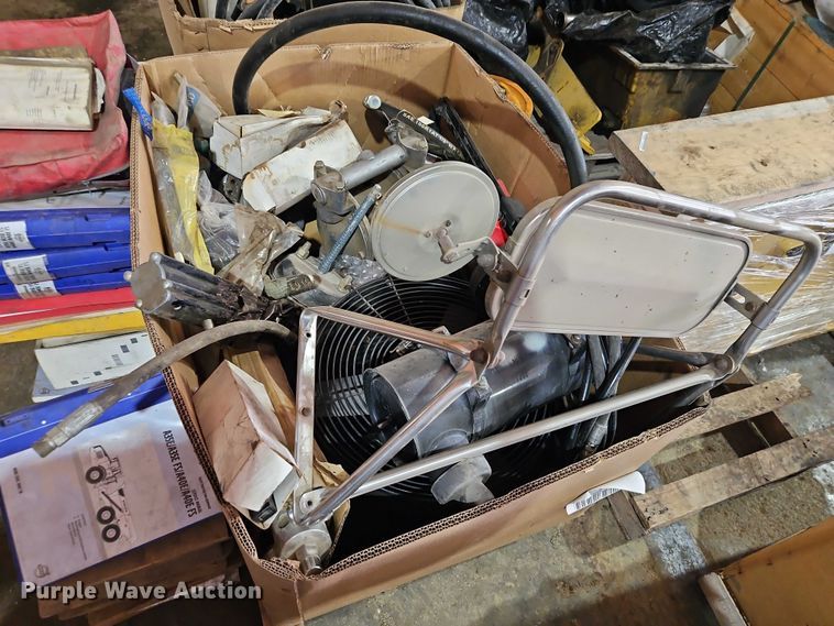 image for item EB8123 (4) pallets of parts