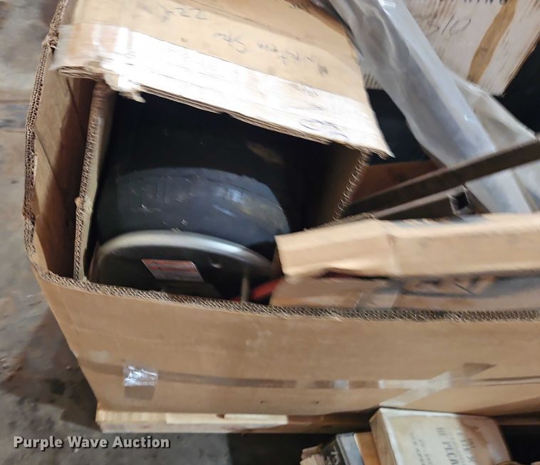 image for item EB8123 (4) pallets of parts