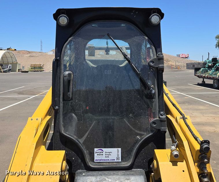 image for item EC1037 2018 Caterpillar 299D2 tracked skid steer loader