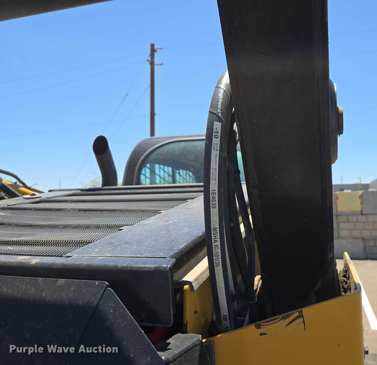 image for item EC1037 2018 Caterpillar 299D2 tracked skid steer loader