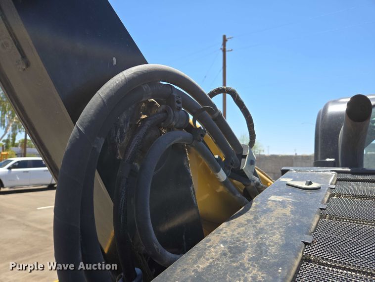 image for item EC1037 2018 Caterpillar 299D2 tracked skid steer loader