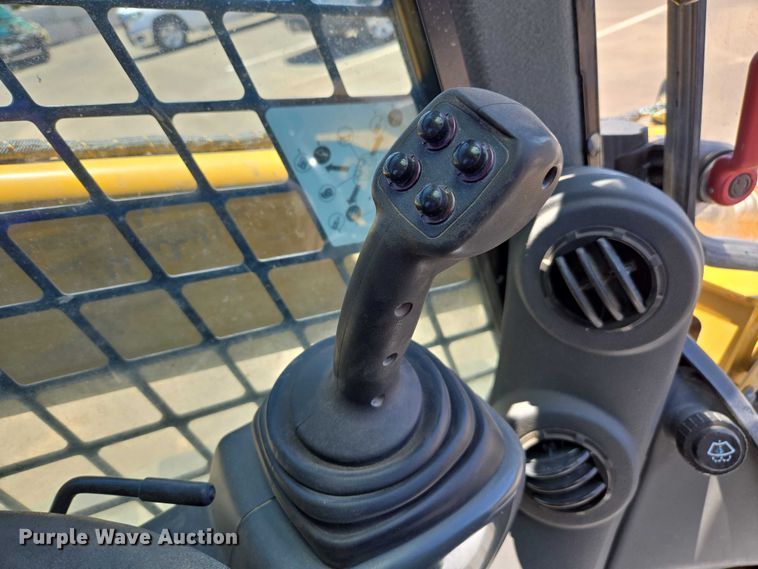 image for item EC1037 2018 Caterpillar 299D2 tracked skid steer loader