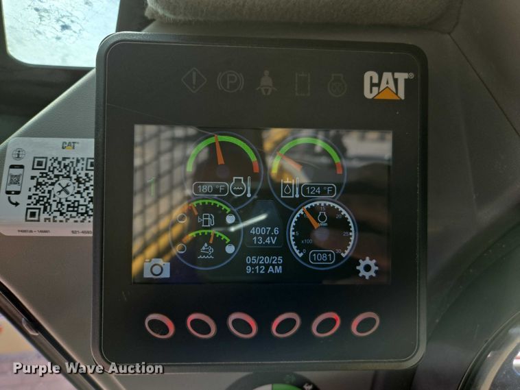 image for item EC1037 2018 Caterpillar 299D2 tracked skid steer loader