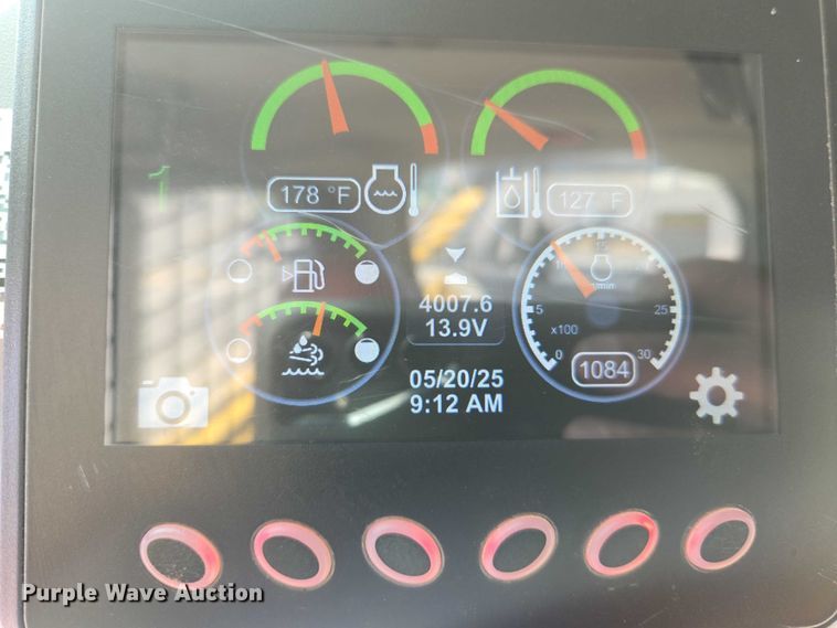 image for item EC1037 2018 Caterpillar 299D2 tracked skid steer loader