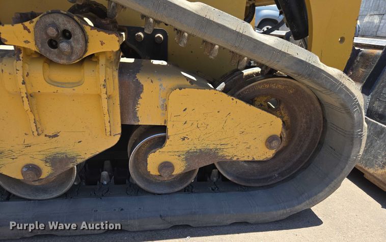 image for item EC1037 2018 Caterpillar 299D2 tracked skid steer loader