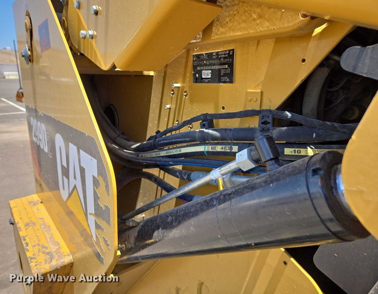 image for item EC1039 2018 Caterpillar 299D2 tracked skid steer loader