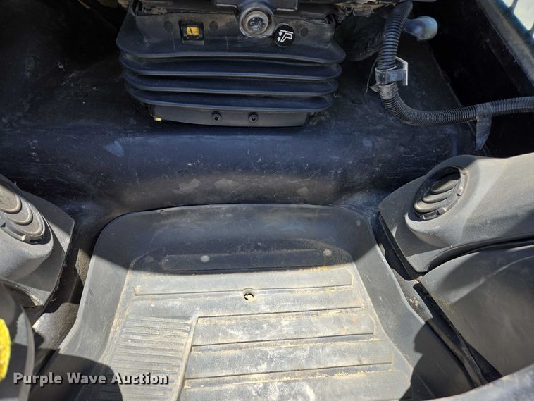 image for item EC1039 2018 Caterpillar 299D2 tracked skid steer loader