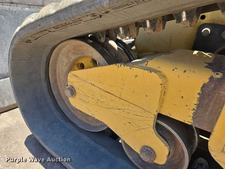 image for item EC1039 2018 Caterpillar 299D2 tracked skid steer loader