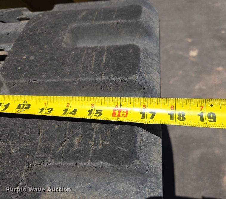 image for item EC1039 2018 Caterpillar 299D2 tracked skid steer loader